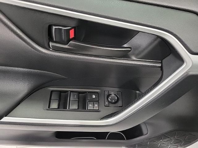 2021 Toyota RAV4 Vehicle Photo in NEENAH, WI 54956-2243