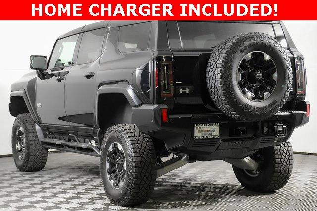 2024 GMC HUMMER EV SUV Vehicle Photo in PUYALLUP, WA 98371-4149