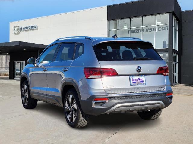 2024 Volkswagen Taos Vehicle Photo in Lawton, OK 73505