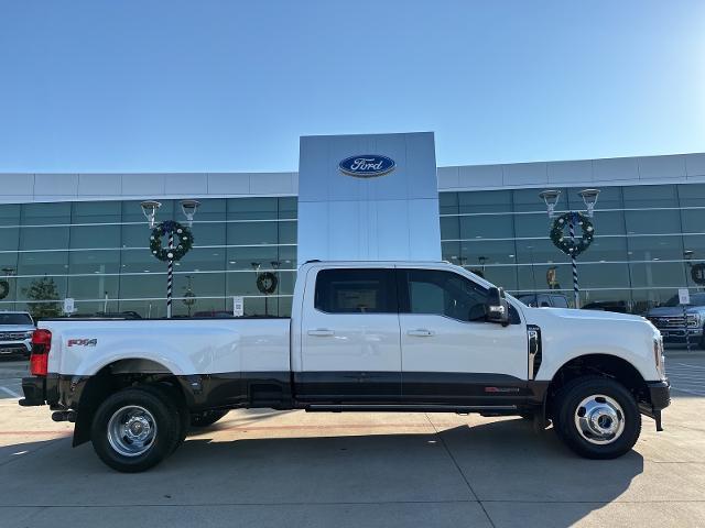 2024 Ford Super Duty F-350 DRW Vehicle Photo in Terrell, TX 75160