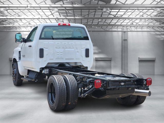 2024 Chevrolet Silverado Chassis Cab Vehicle Photo in Weatherford, TX 76087