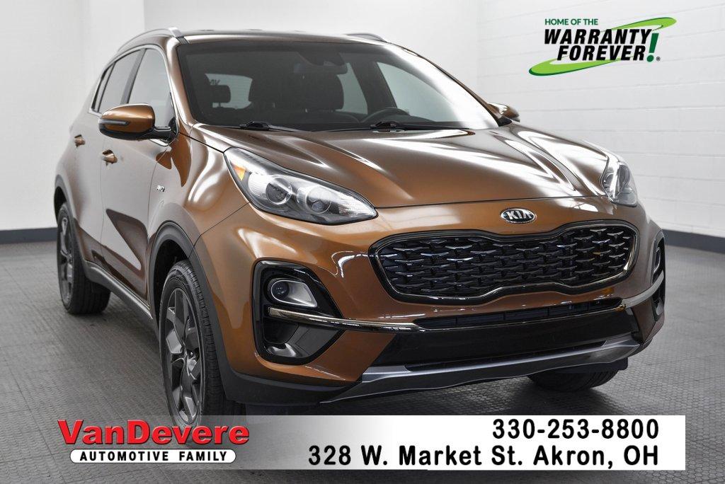 2021 Kia Sportage Vehicle Photo in AKRON, OH 44303-2185