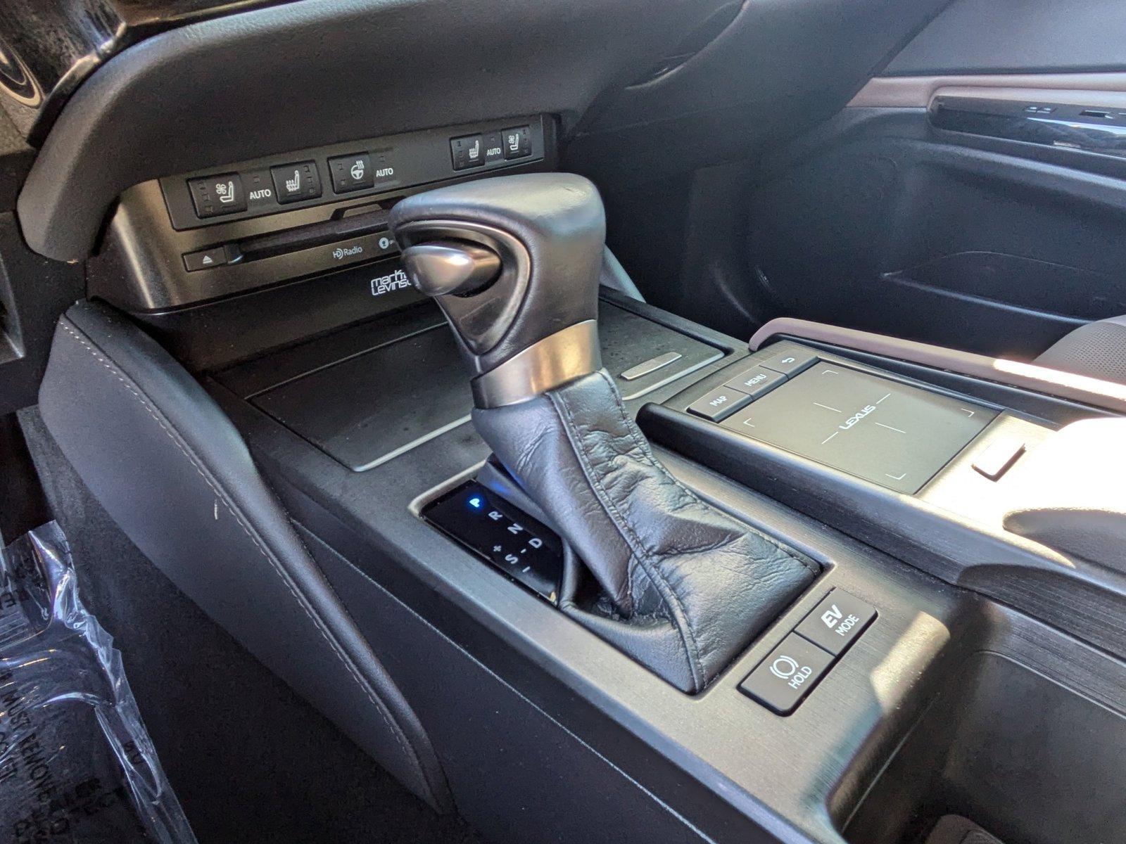 2022 Lexus ES 300h Vehicle Photo in Clearwater, FL 33761