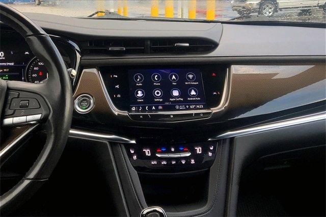 2021 Cadillac XT6 Vehicle Photo in TOPEKA, KS 66609-0000