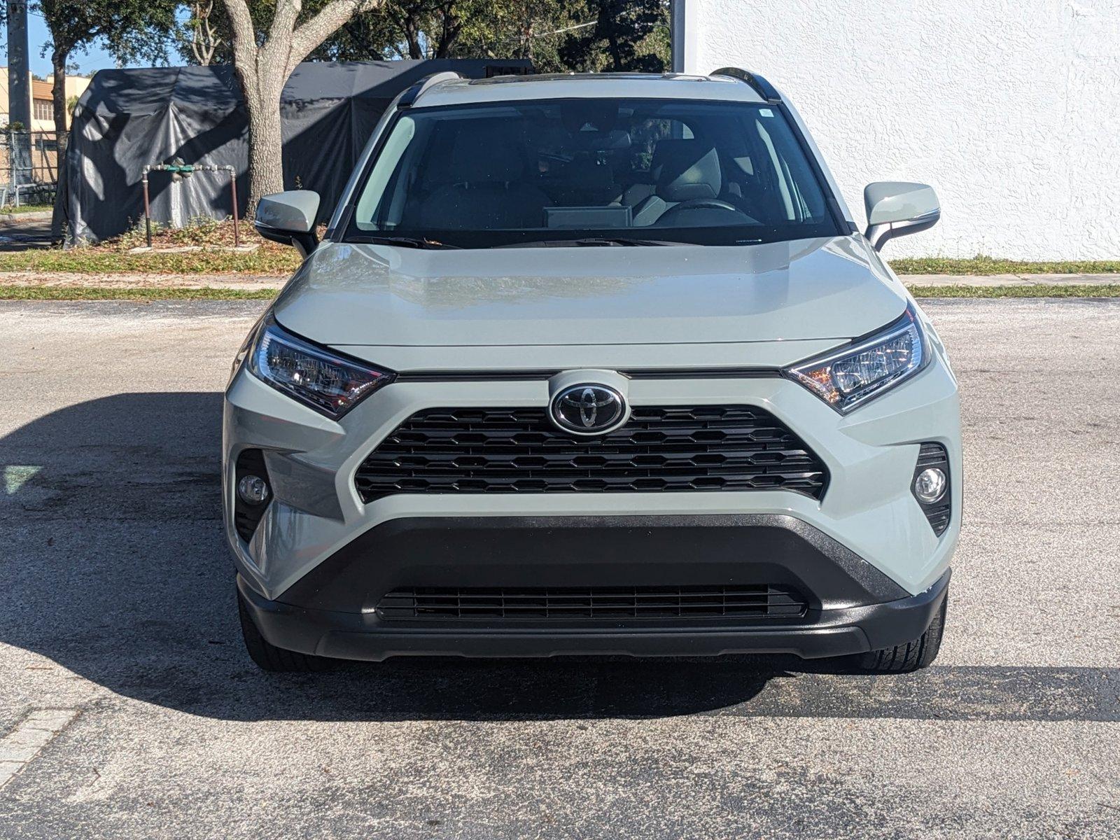 2020 Toyota RAV4 Vehicle Photo in Tampa, FL 33614