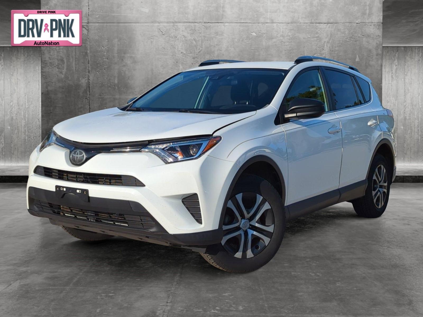 2018 Toyota RAV4 Vehicle Photo in Ft. Myers, FL 33907