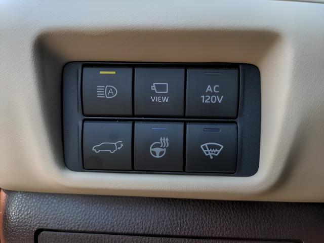 2021 Toyota Highlander Vehicle Photo in Green Bay, WI 54304