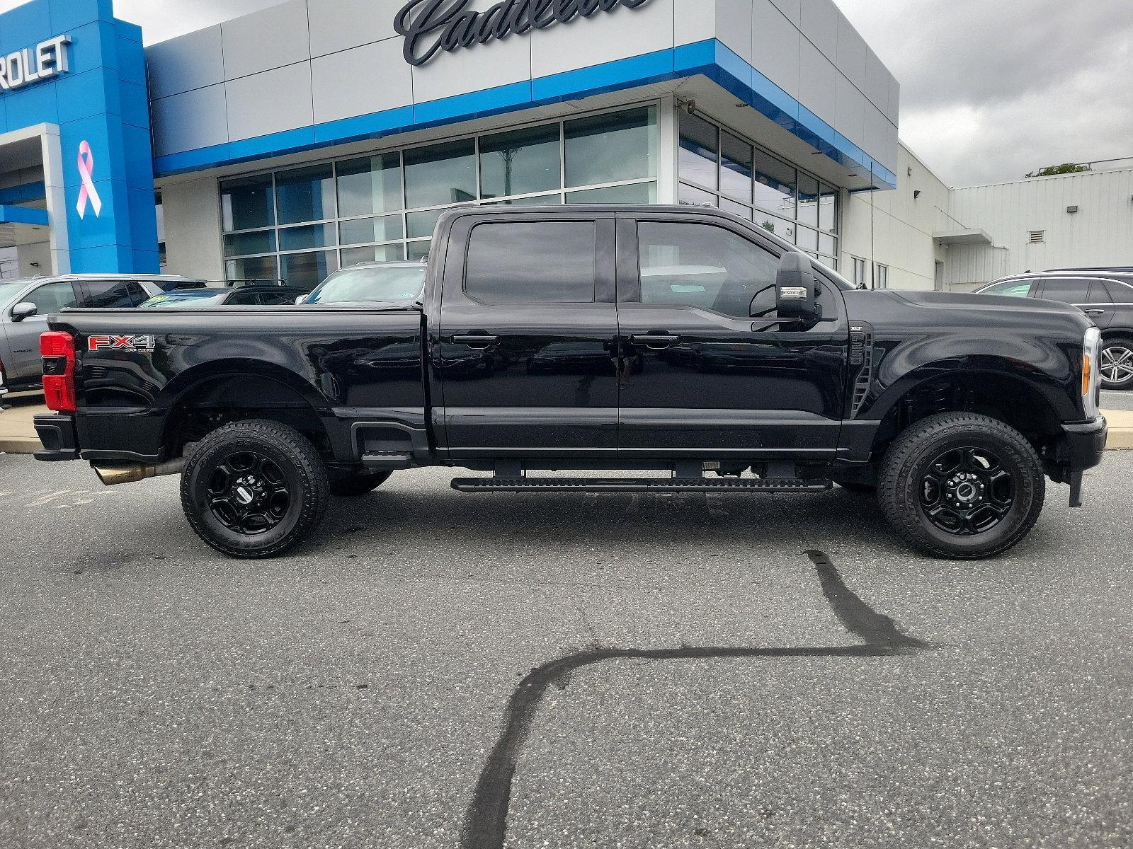 2023 Ford Super Duty F-250 SRW Vehicle Photo in BETHLEHEM, PA 18017-9401