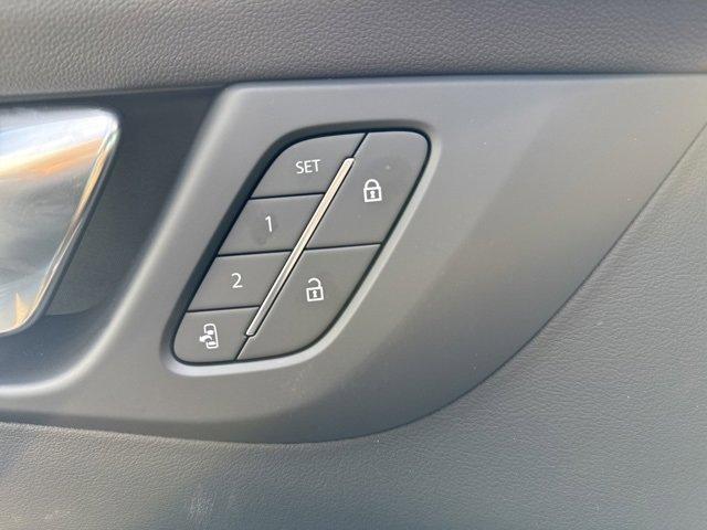 2025 Buick Enclave Vehicle Photo in JACKSON, MI 49202-1834