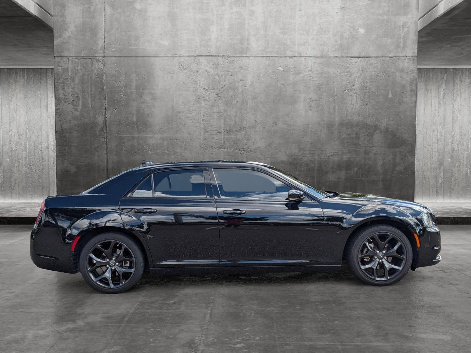 2021 Chrysler 300 Vehicle Photo in Wesley Chapel, FL 33544