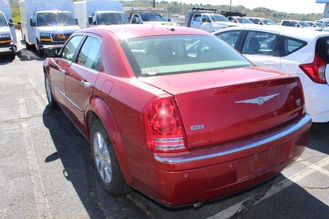 2009 Chrysler 300 Vehicle Photo in SAINT CLAIRSVILLE, OH 43950-8512