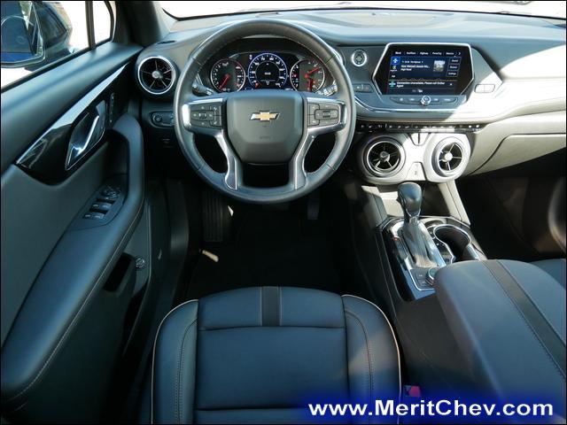 2022 Chevrolet Blazer Vehicle Photo in MAPLEWOOD, MN 55119-4794