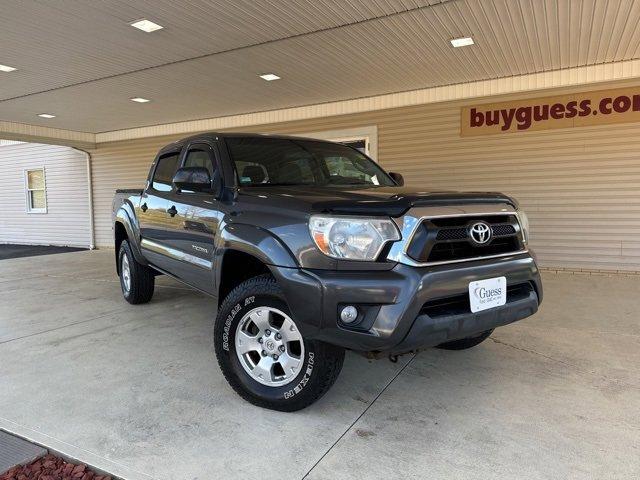 Used 2015 Toyota Tacoma Base with VIN 3TMLU4ENXFM168165 for sale in Carrollton, OH