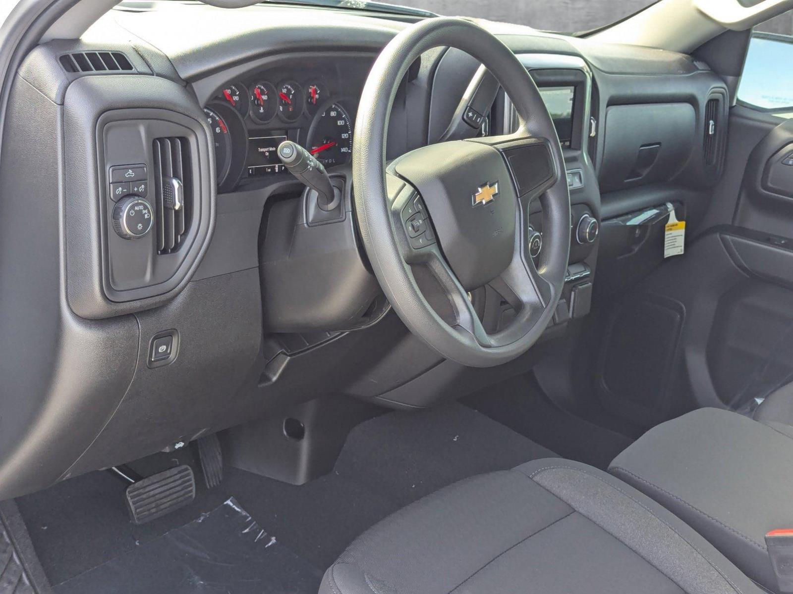 2025 Chevrolet Silverado 1500 Vehicle Photo in PEMBROKE PINES, FL 33024-6534