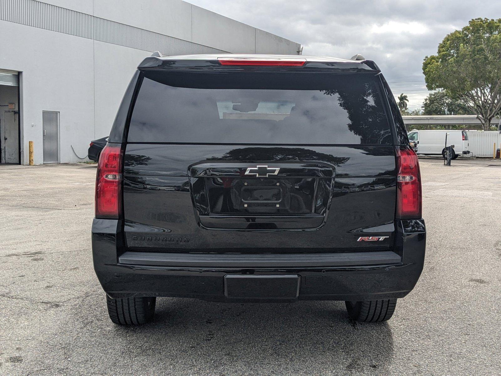 2020 Chevrolet Suburban Vehicle Photo in GREENACRES, FL 33463-3207