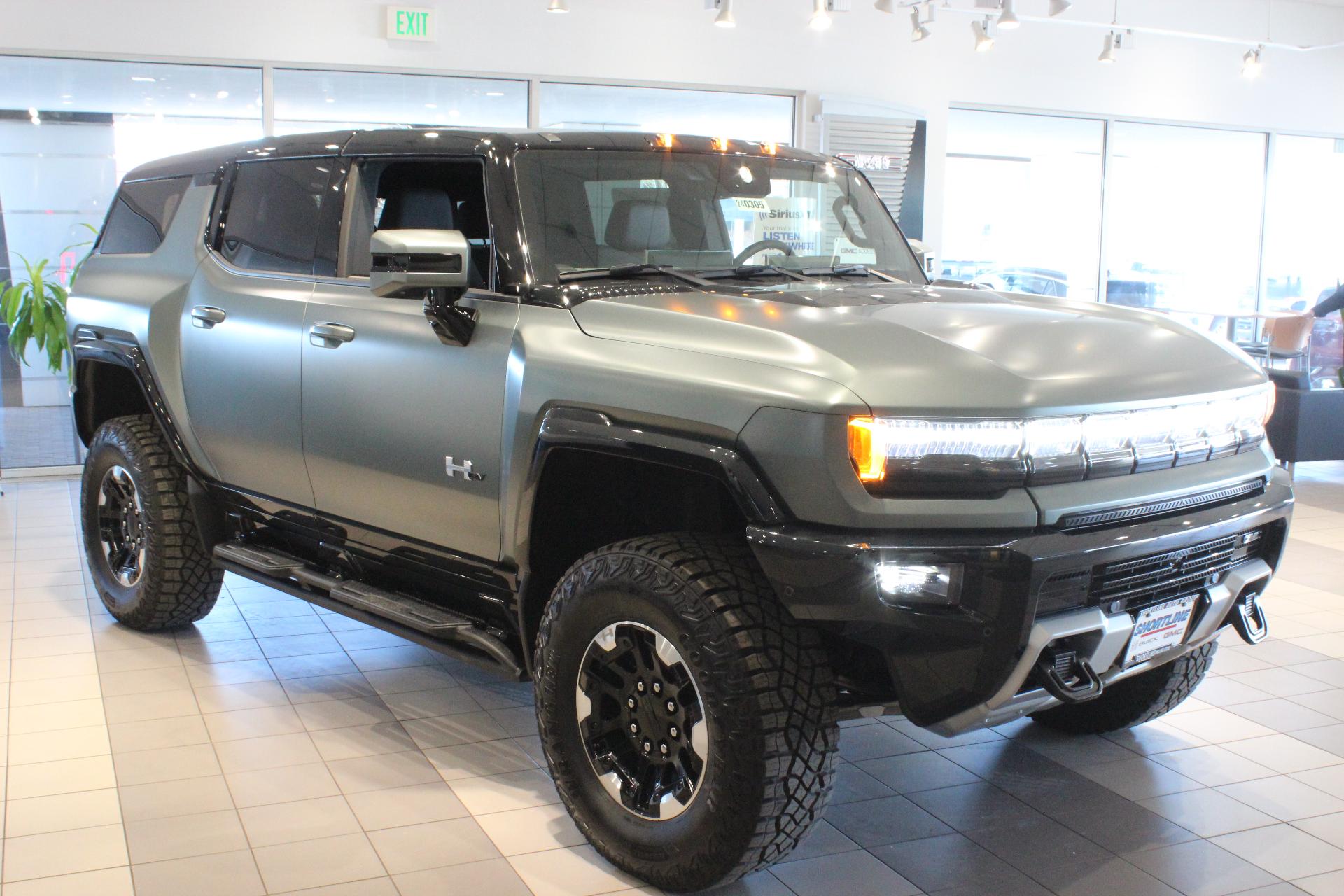 2024 GMC HUMMER EV SUV Vehicle Photo in AURORA, CO 80012-4011