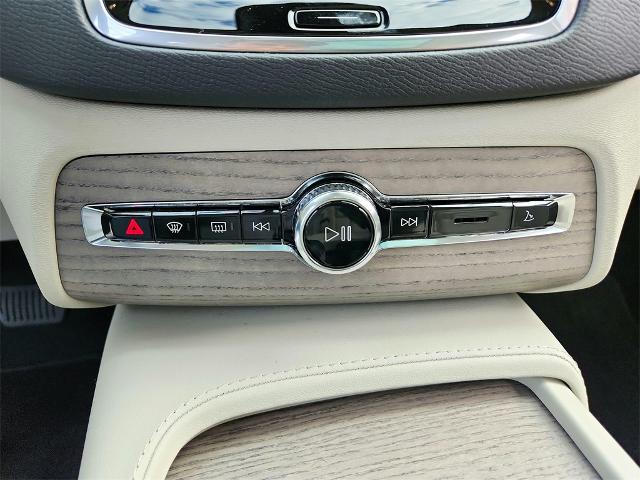 2024 Volvo XC90 Recharge Plug-In Hybrid Vehicle Photo in Houston, TX 77007