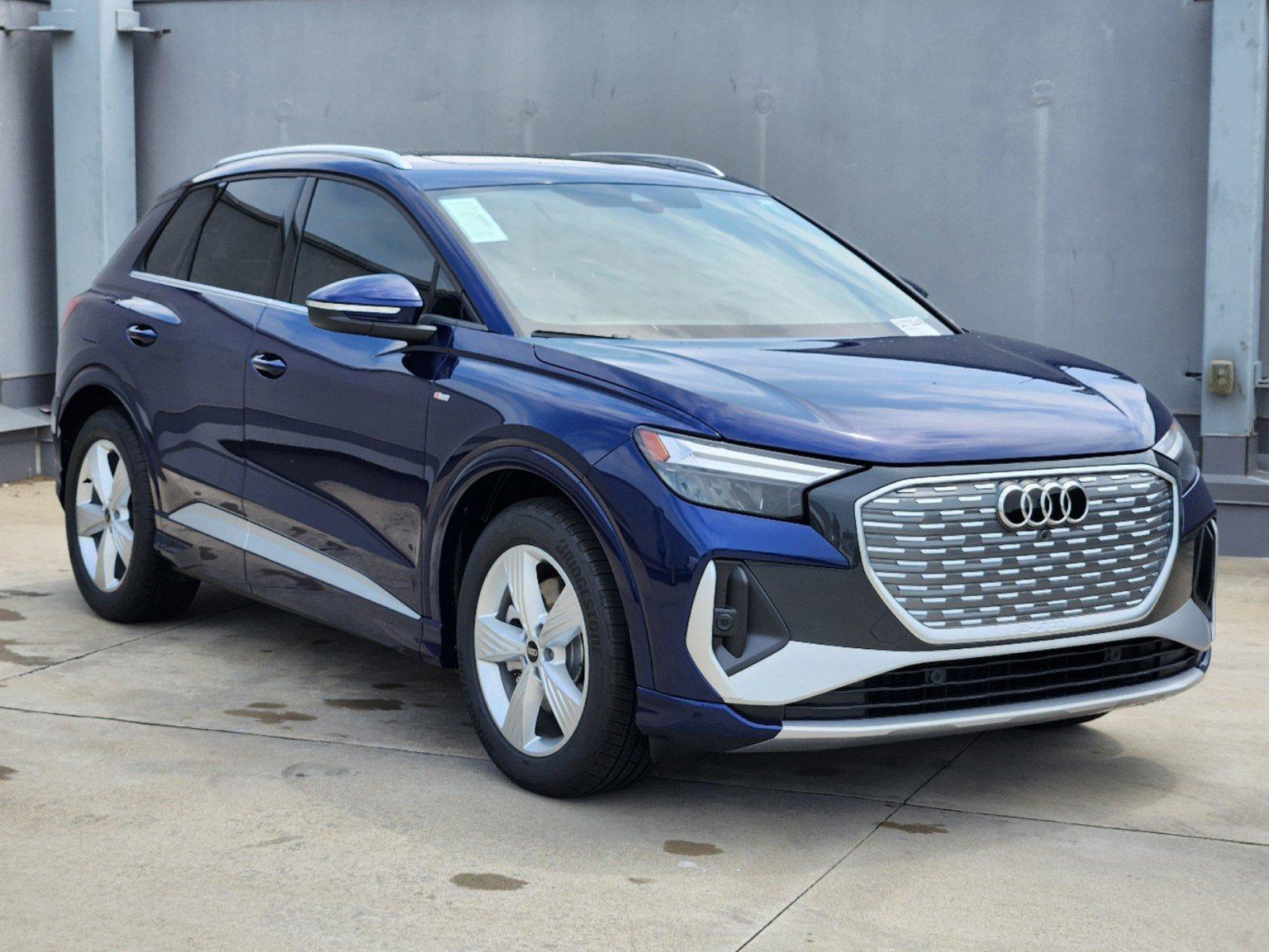 2024 Audi Q4 e-tron Vehicle Photo in SUGAR LAND, TX 77478