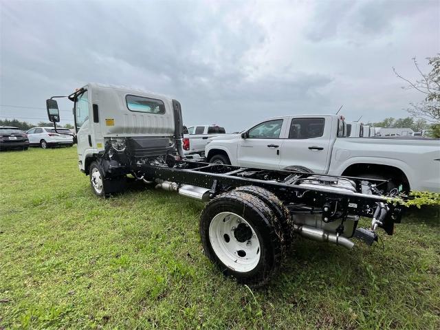 2024 Chevrolet Low Cab Forward 4500 Vehicle Photo in ALCOA, TN 37701-3235