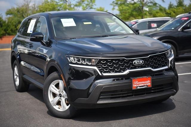 Used 2021 Kia Sorento LX with VIN 5XYRG4LC7MG041323 for sale in Ballwin, MO