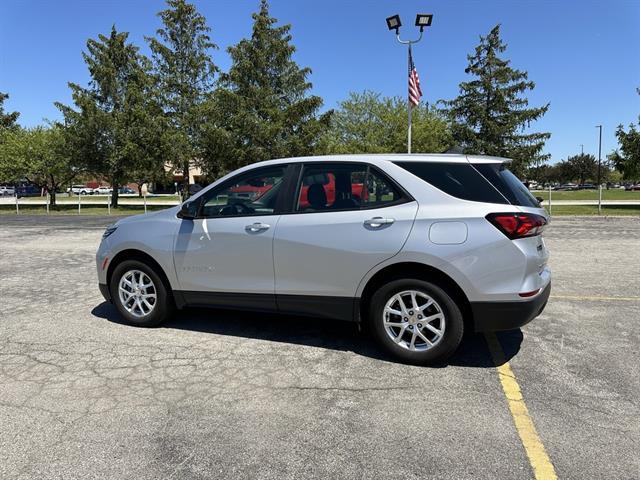 Used 2022 Chevrolet Equinox LS with VIN 2GNAXSEV9N6135757 for sale in Birch Run, MI