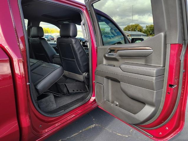 2023 Chevrolet Silverado 1500 Vehicle Photo in GREEN BAY, WI 54304-5303