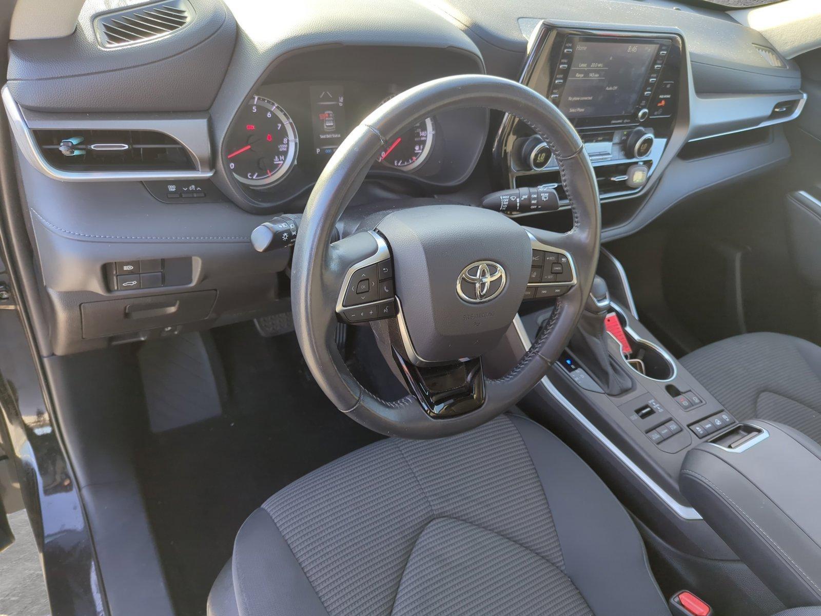 2021 Toyota Highlander Vehicle Photo in Ft. Myers, FL 33907