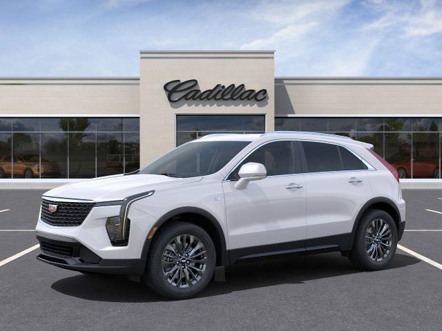 2025 Cadillac XT4 Vehicle Photo in MEDINA, OH 44256-9631