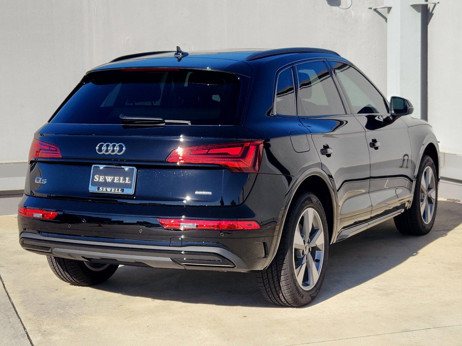 2025 Audi Q5 Vehicle Photo in SUGAR LAND, TX 77478