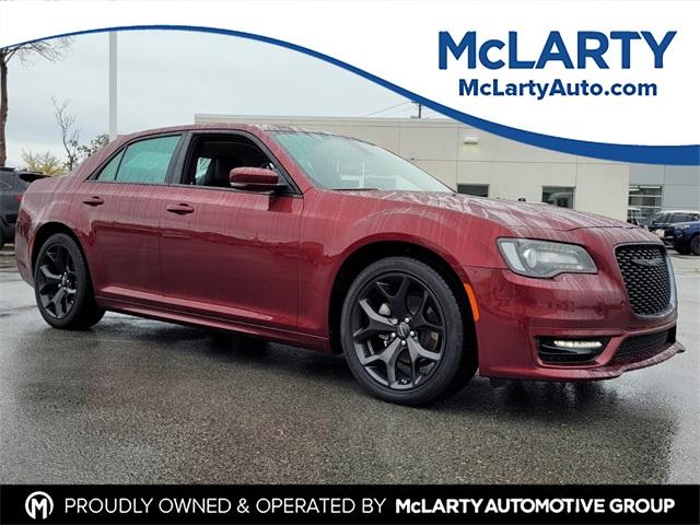2022 Chrysler 300 Vehicle Photo in North Little Rock, AR 72117