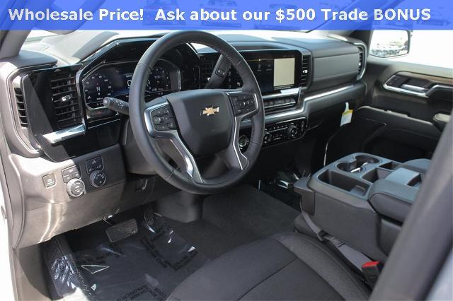 2024 Chevrolet Silverado 1500 Vehicle Photo in GREEN BAY, WI 54304-5303