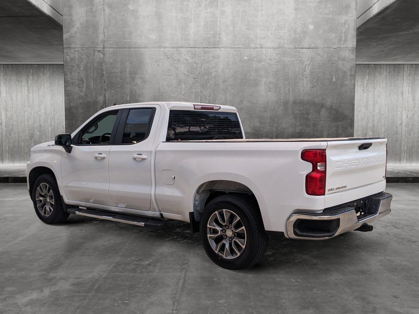 2020 Chevrolet Silverado 1500 Vehicle Photo in PEMBROKE PINES, FL 33024-6534