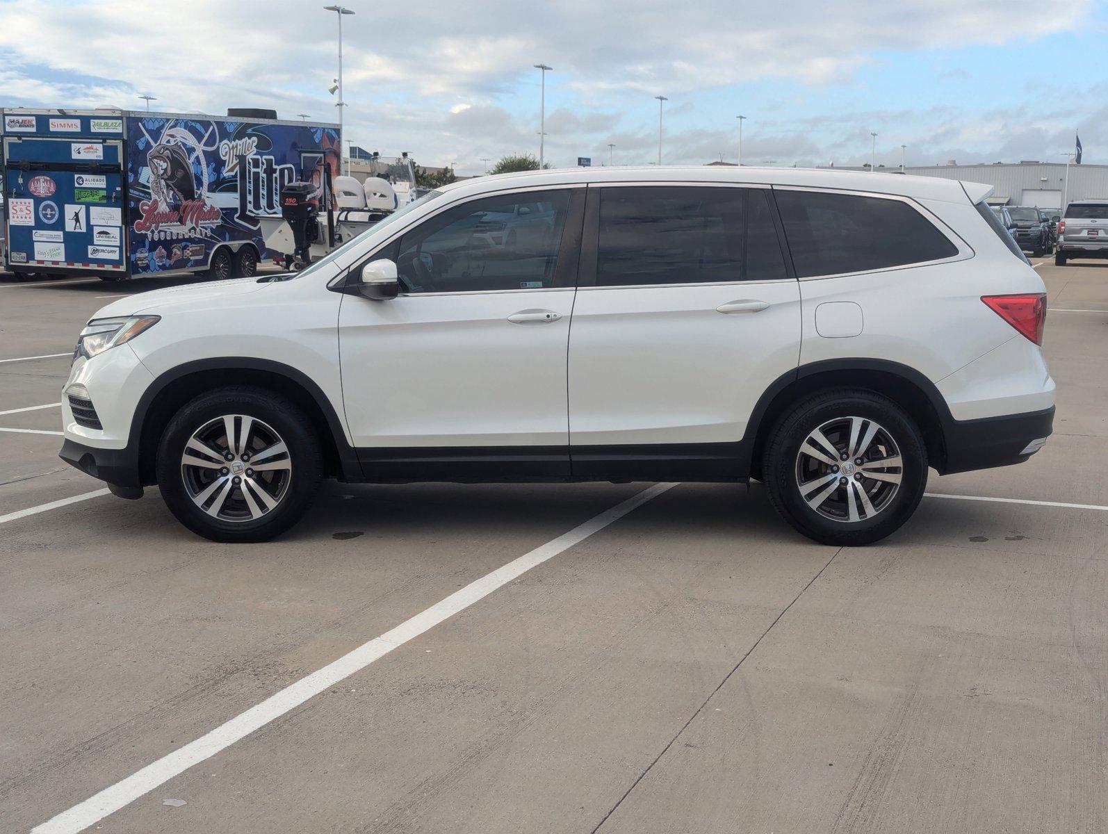 2018 Honda Pilot Vehicle Photo in CORPUS CHRISTI, TX 78412-4902