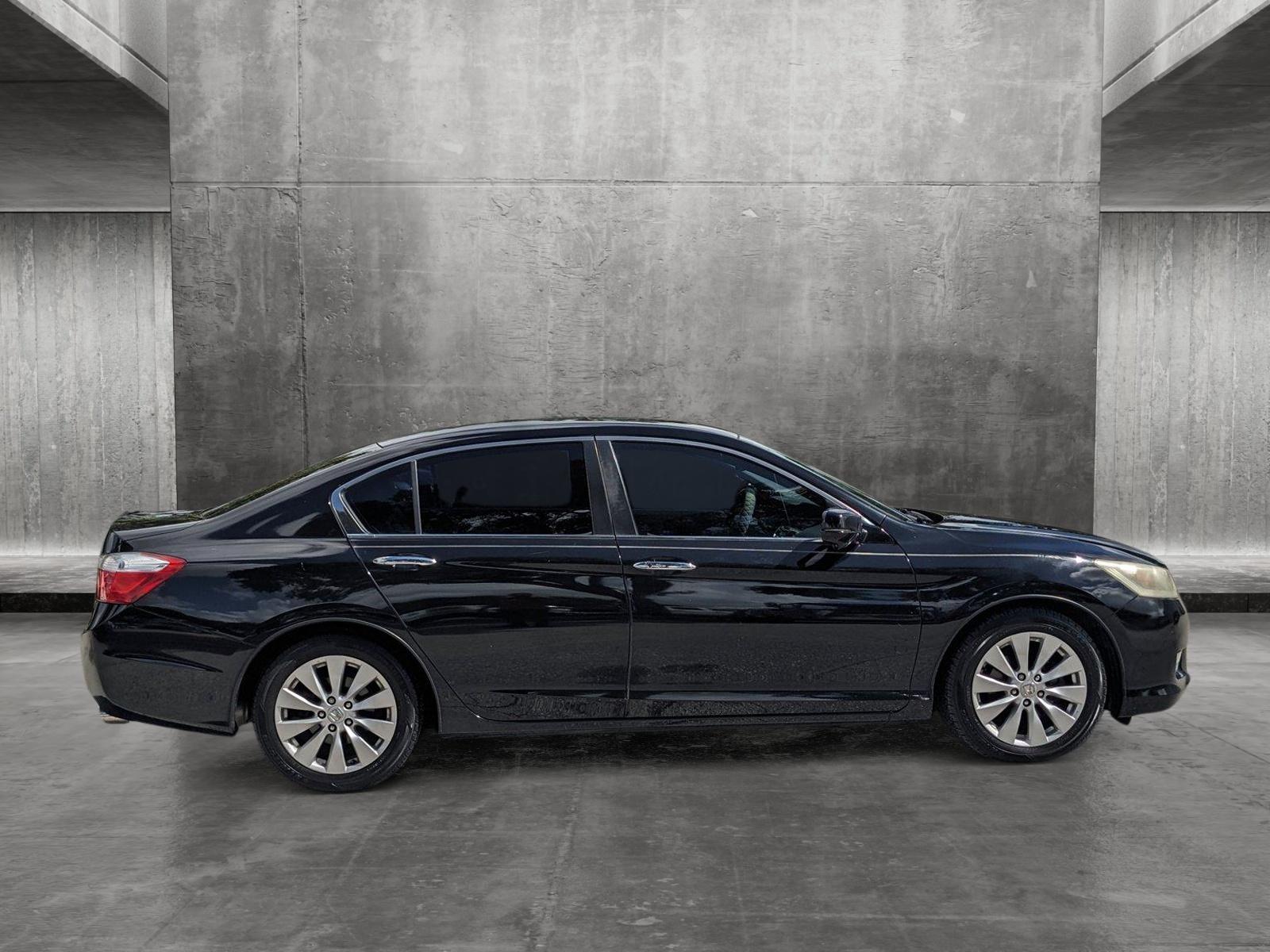 2015 Honda Accord Sedan Vehicle Photo in GREENACRES, FL 33463-3207