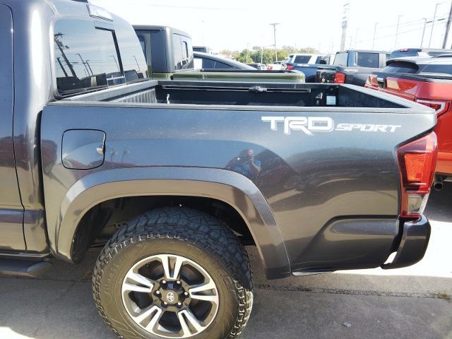 2018 Toyota Tacoma Vehicle Photo in Ennis, TX 75119-5114