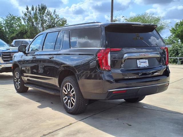 2024 GMC Yukon XL Vehicle Photo in ROSENBERG, TX 77471-5675