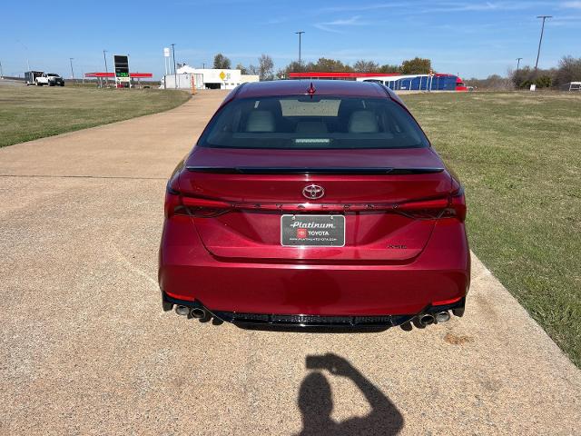 2019 Toyota Avalon Vehicle Photo in Denison, TX 75020