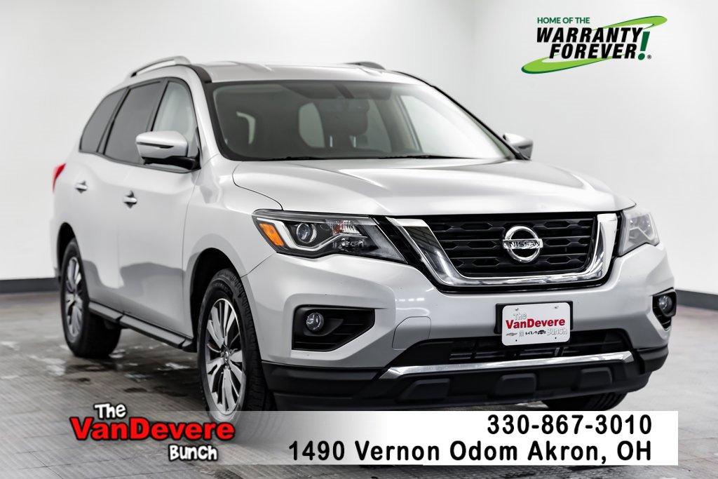 2019 Nissan Pathfinder Vehicle Photo in AKRON, OH 44320-4088