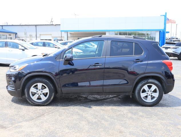 Used 2021 Chevrolet Trax LT with VIN KL7CJLSB3MB327705 for sale in Jonesville, MI