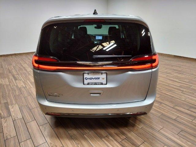 2023 Chrysler Pacifica Vehicle Photo in SAUK CITY, WI 53583-1301