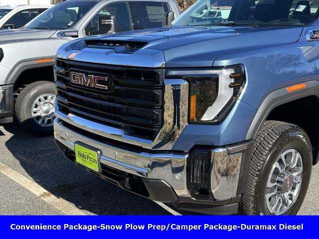 2025 GMC Sierra 3500HD Vehicle Photo in CHICOPEE, MA 01020-5001