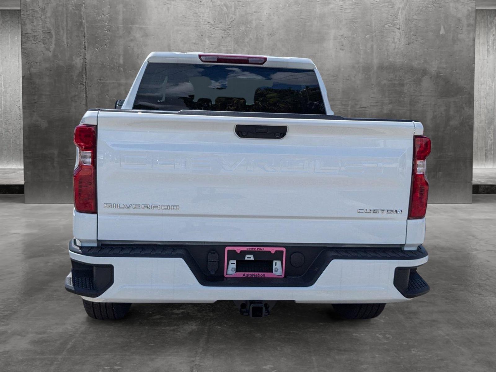 2024 Chevrolet Silverado 1500 Vehicle Photo in MIAMI, FL 33134-2699