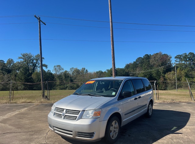 Used 2008 Dodge Grand Caravan SE with VIN 2D8HN44H38R797701 for sale in Winnfield, LA