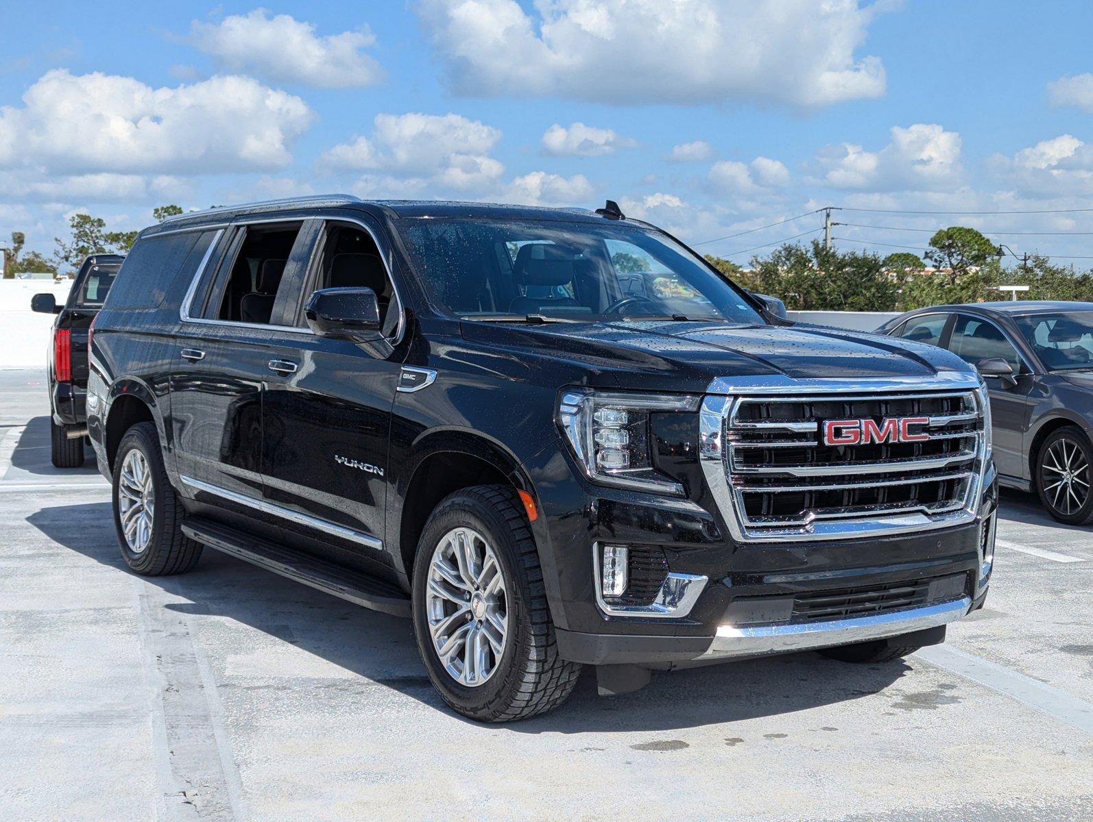 2022 GMC Yukon XL Vehicle Photo in Ft. Myers, FL 33907