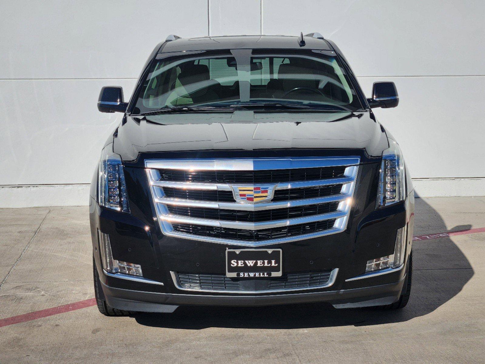 2018 Cadillac Escalade Vehicle Photo in GRAPEVINE, TX 76051-8302