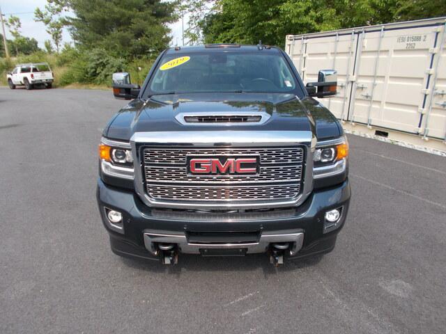 2019 GMC Sierra 2500HD Vehicle Photo in LOWELL, MA 01852-4336