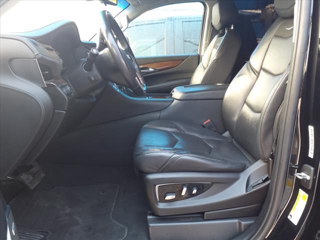 2019 Cadillac Escalade Vehicle Photo in Denton, TX 76205