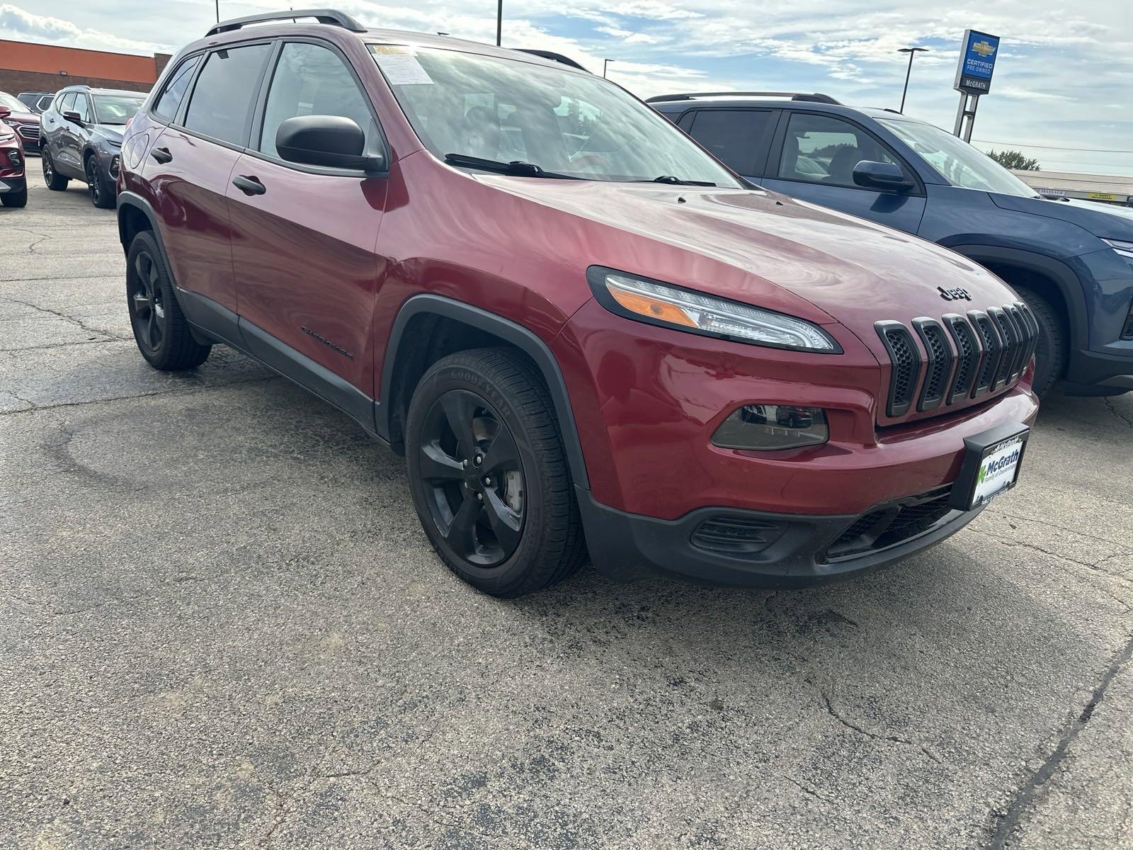 2017 Jeep Cherokee Vehicle Photo in Marion, IA 52302