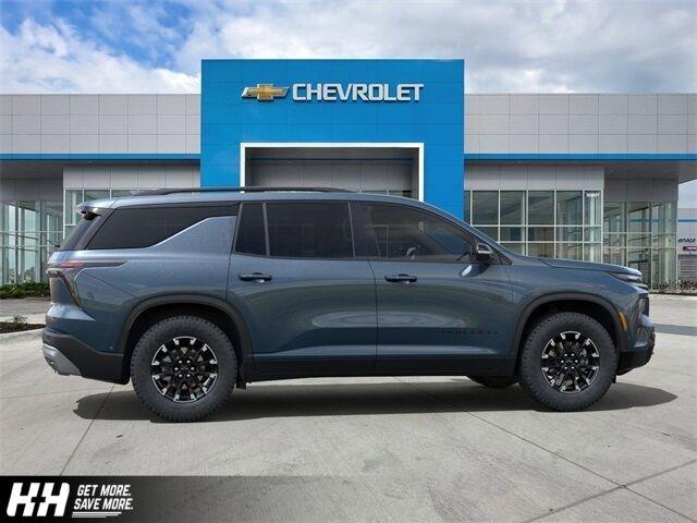 2024 Chevrolet Traverse Vehicle Photo in PAPILLION, NE 68138-0000