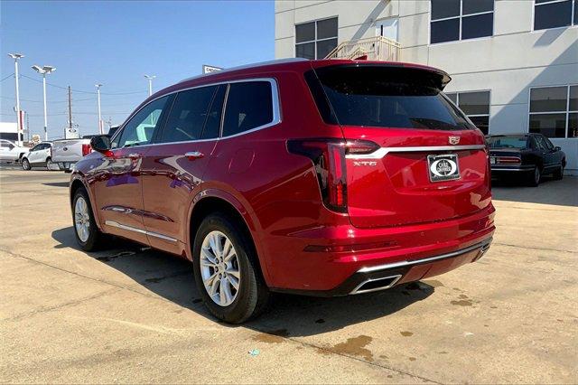 2022 Cadillac XT6 Vehicle Photo in TOPEKA, KS 66609-0000